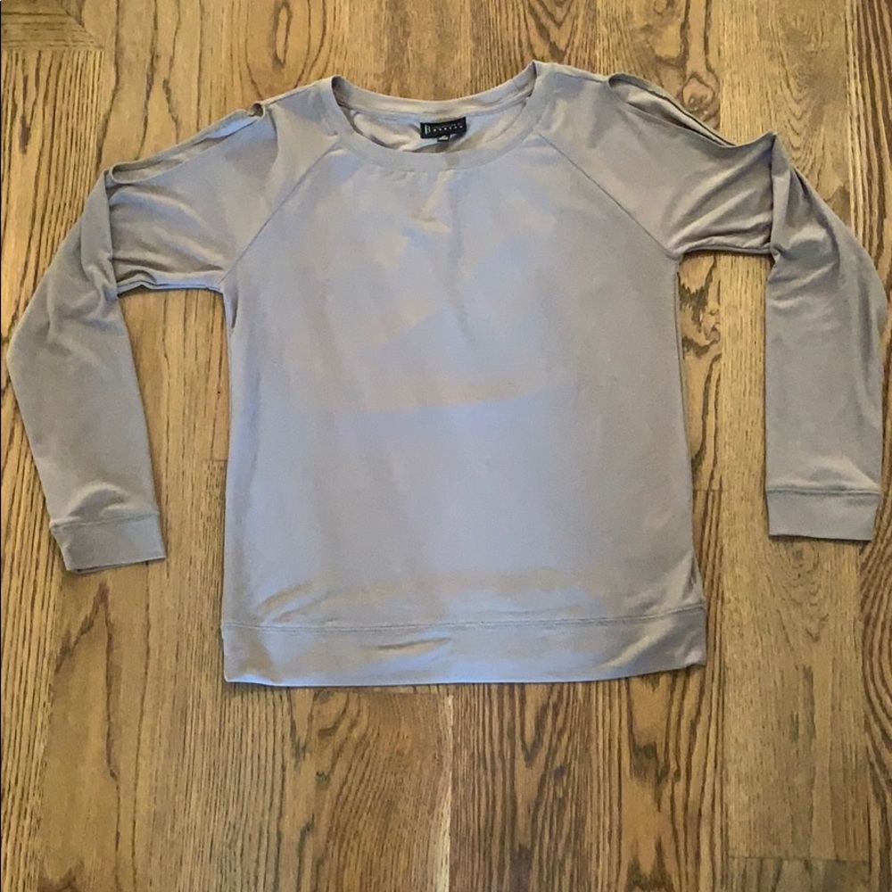 Bobeau Gray Cold Shoulder Soft Long Sleeve